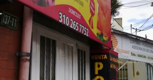 LA ESTACION DEL POLLO LA ESTACION DEL POLLO